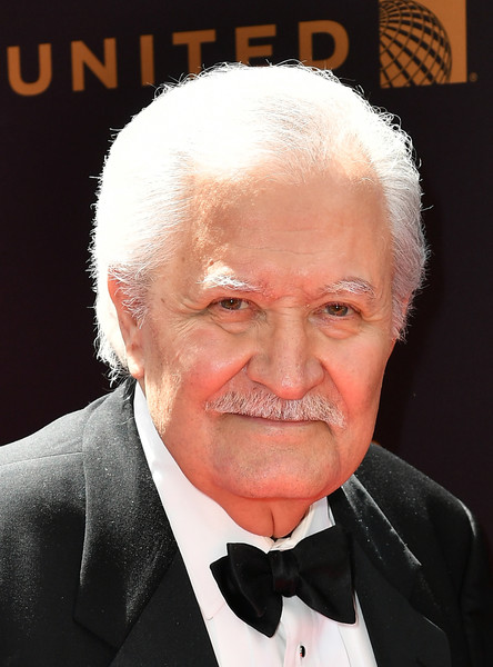 John+Aniston+2016+Daytime+Emmy+Awards+Arrivals+xTT_AC-Glf1l